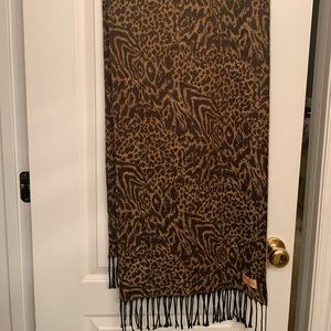 Primo Filo Italia scarf pashmina.